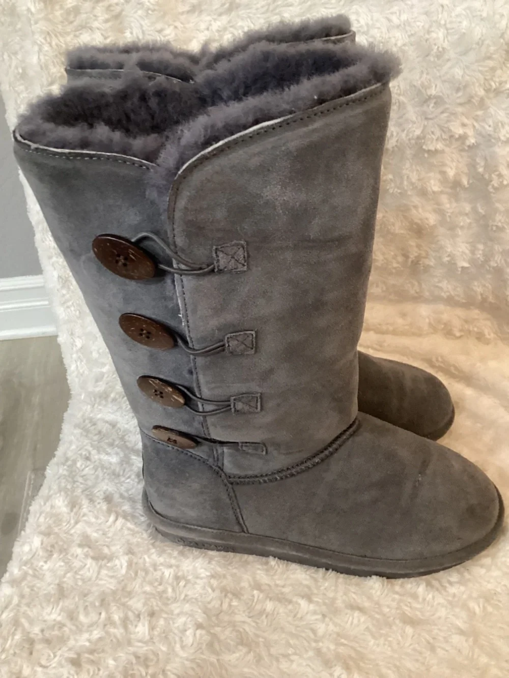 Bearpaw boots